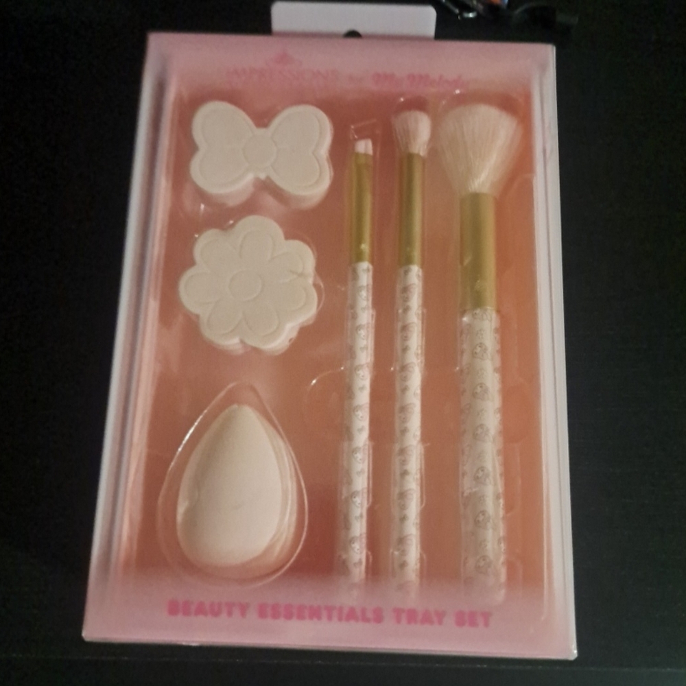 Pink Floral Handle Makeup Brush & Sponge Set